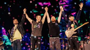 Megőrültek ettől a hírtől a rajongók! Egyszerűen elképesztő dobásra készül a Coldplay