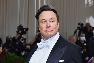 Hatalmas áttörés: Elon Musk legújabb agyi chipjével a vakok visszanyerhetik a látásukat