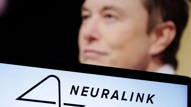 Elon Musk a Tesla mellett már a Neuralink miatt is aggódhat 