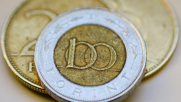 Borzalmas hír jött a forintról, ne most váltson eurót!