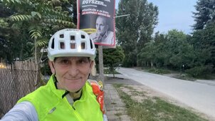 Ön sem fogja elhinni, mit lép Gödöllő polgármestere, miután meglátta a fideszes lejárató plakátokat