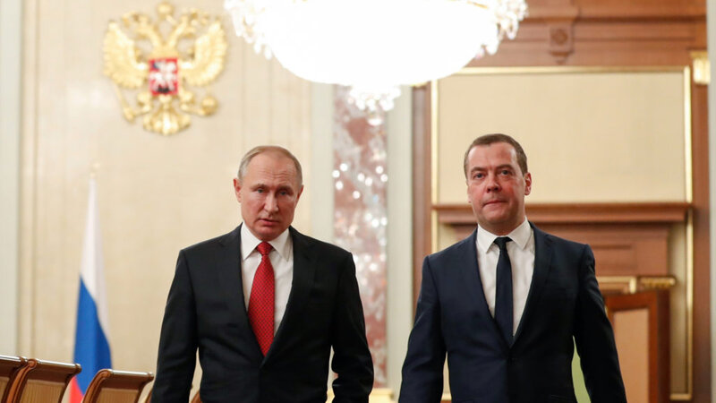 Medvegyev 2008 és 2012 között volt Oroszország elnöke, de a tényleges hatalom ekkor is Putyin kezében volt