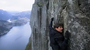 Szörnyethalt egy ember, miután lezuhant a Mission: Impossible filmből ismert szikláról