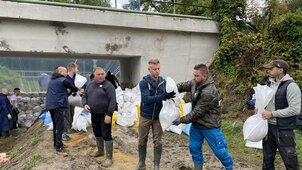 Drámai felhívás Magyar Pétertől Orbán Viktorhoz: "most nem a vitának, hanem a nemzeti összefogásnak van itt az ideje"