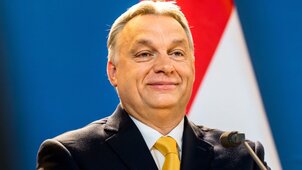 Orbán Viktort fontos helyre hívták meg, elutazik