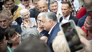 Orbán úgy szállt bele a lengyelekbe, hogy a fal adta a másikat, Magyar Péterről és pártjáról is beszélt