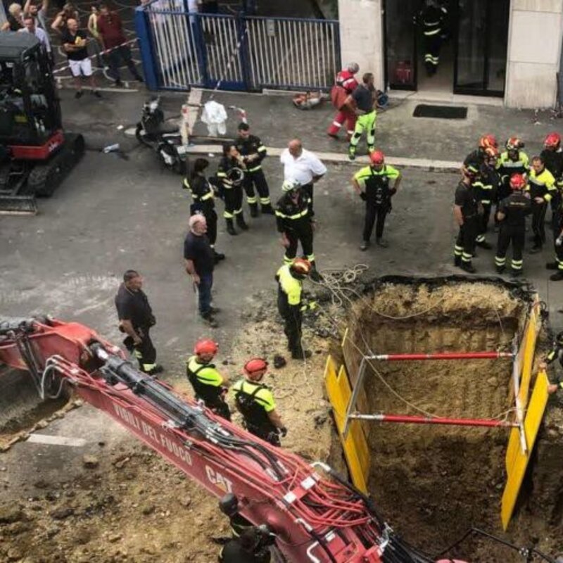 Beszakadt a kiásott alagút, rendőrt hívtak a betörők