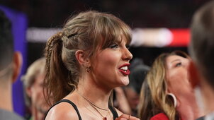 Áll a bál az X-en: egyre dühösebbek Taylor Swift rajongói, miután kiszivárgott az legújabb albuma