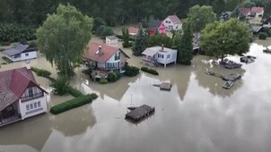 Rémisztő drónfelvételek: teljesen víz alá került ez a magyar település