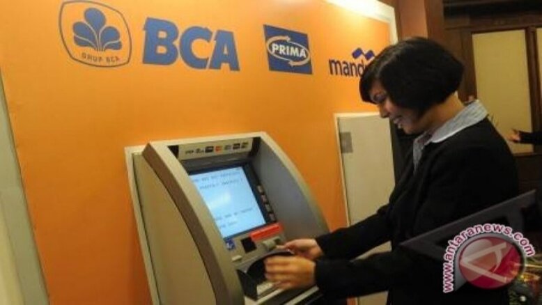 Cara Menarik Uang Di Atm Bca Tanpa Kartu Mudah Dan Praktis Narasi Tv