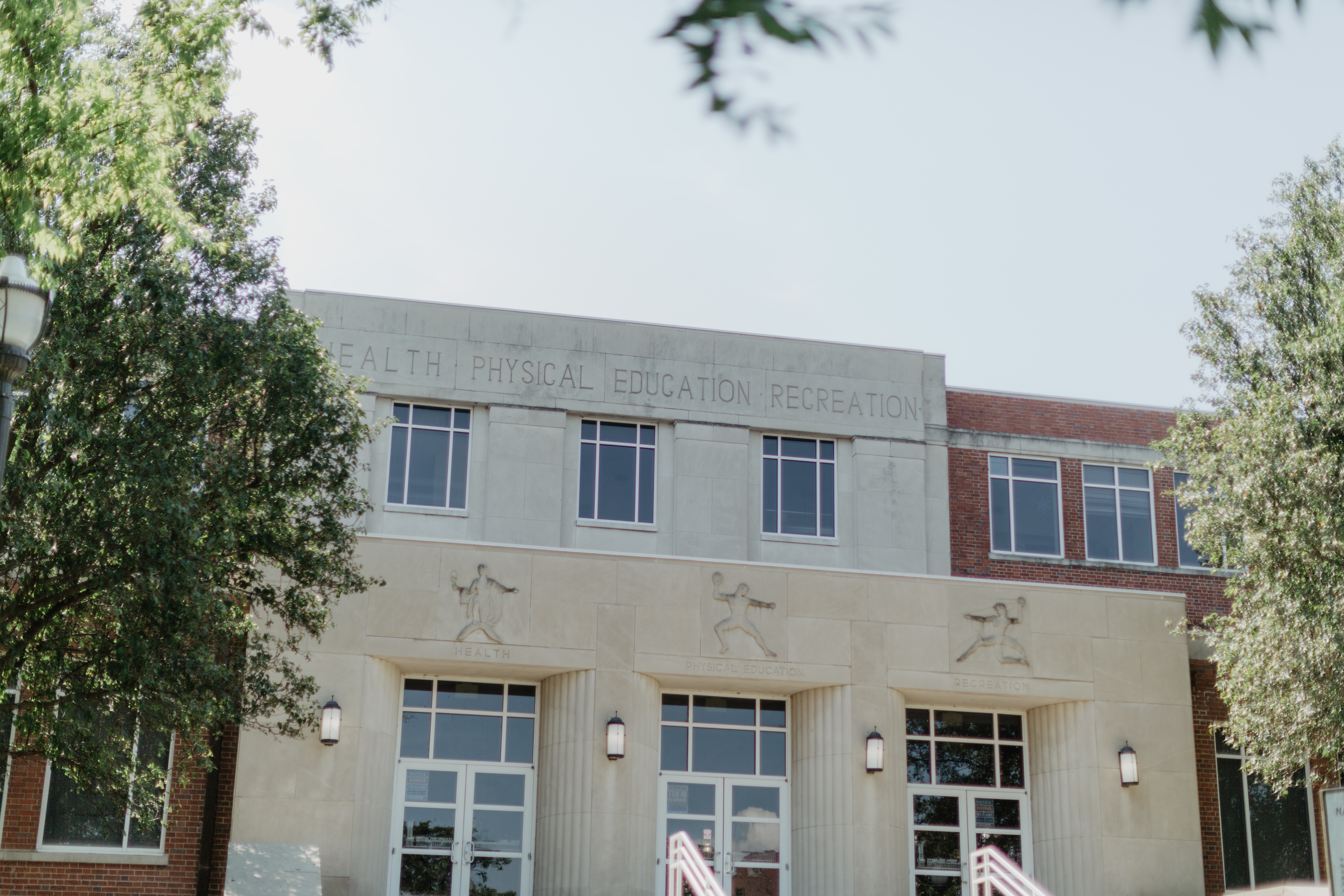 The front entrance to Kean Hall, 2019. Image courtesy of Sydney Whitten. 