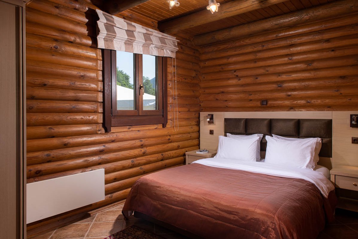 Natura Chalet bedroom with window