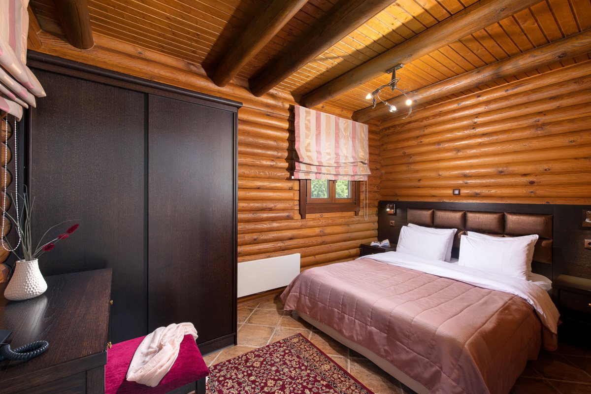 Natura Chalet Lux bedroom interior