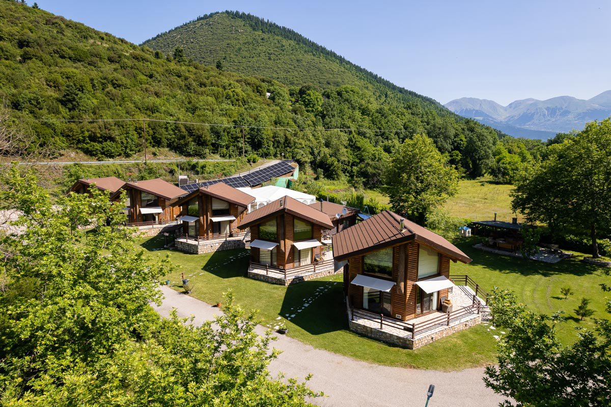 Panoramic view of the chalets with the mountains in the background