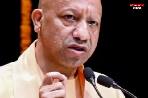 JPNIC विवाद: योगी सरकार ने अखिलेश पर लगाए सरकारी धन के दुरुपयोग के आरोप, सपा प्रमुख ने किया पलटवार