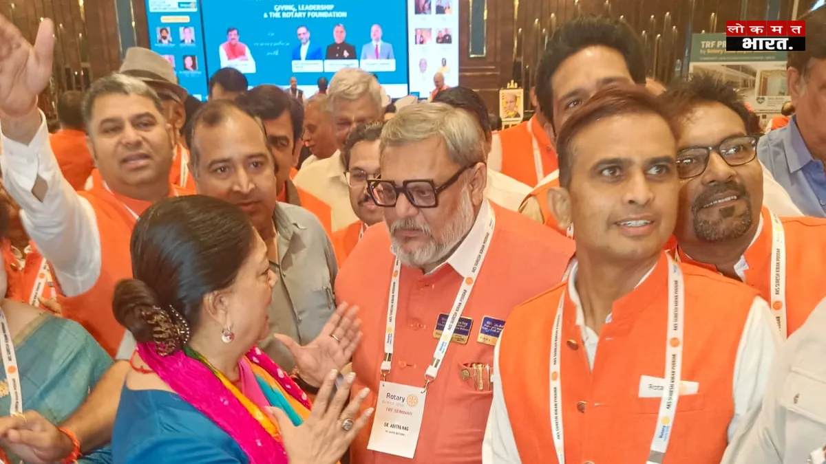 जयपुर में रोटरी फाउंडेशन सेमिनार: पूर्व सीएम वसुंधरा राजे और डॉ. आदित्य नाग की आत्मीय भेंट, पुरानी यादें हुईं ताज़ा