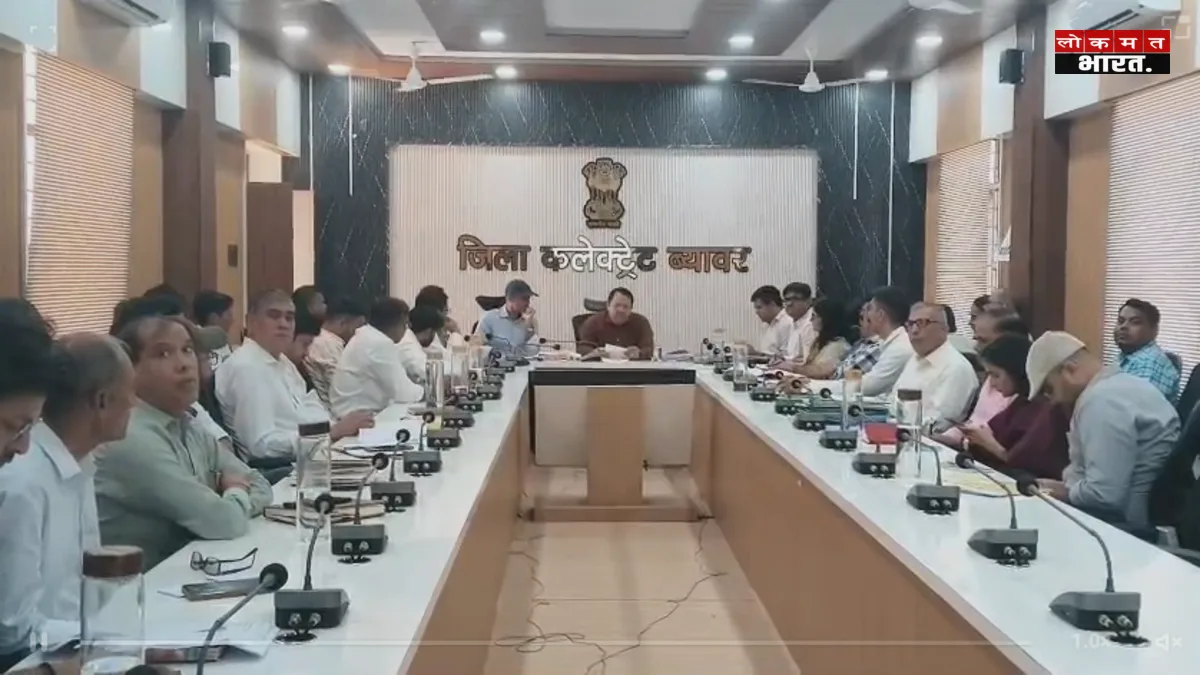 मतदाता सूचियों के अद्यतन और पंचायत चुनाव तैयारियों पर समीक्षा: पोल बूथों पर पेयजल और रैंप जैसी सुविधाएं अनिवार्य