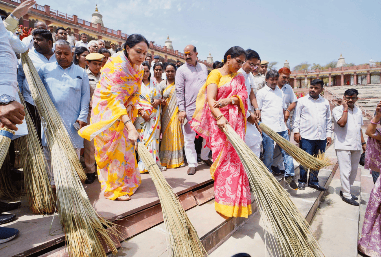 डिप्टी सीएम दिया कुमारी ने किया श्रमदान