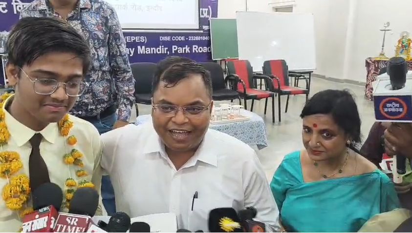 स्कूल चले हम" अभियान का आगाज