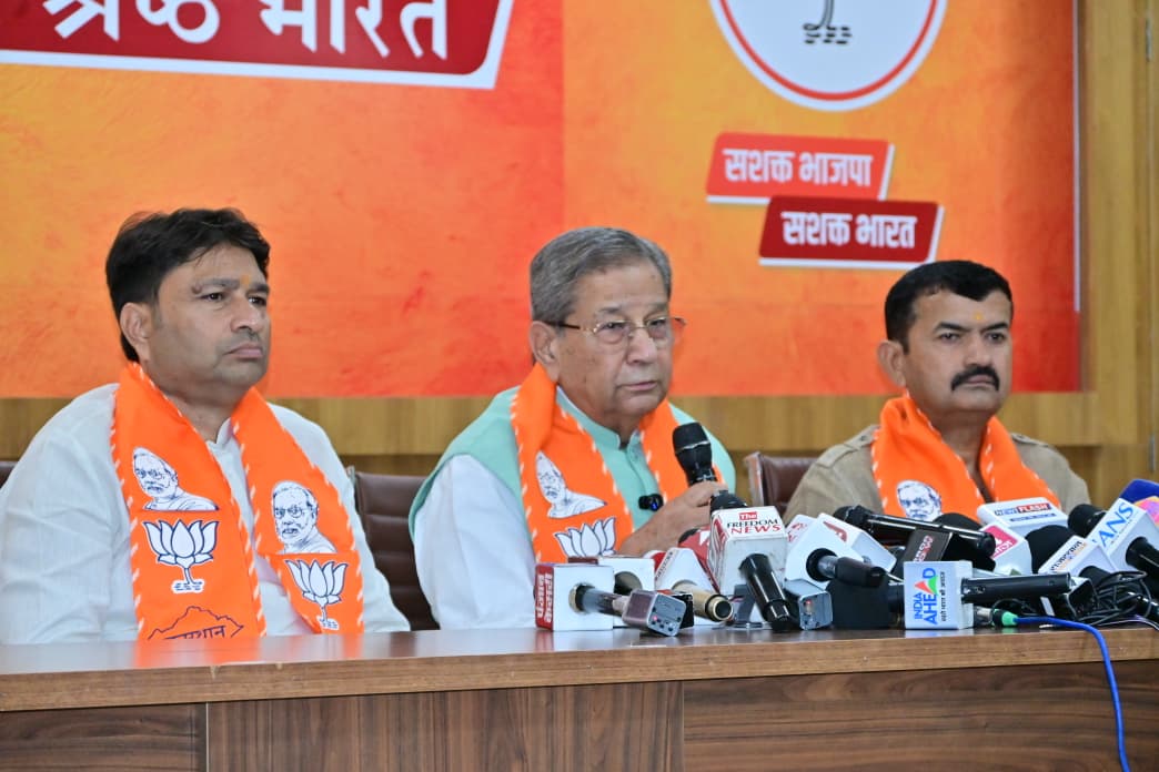 घनश्याम तिवाड़ी का अशोक गहलोत पर हमला