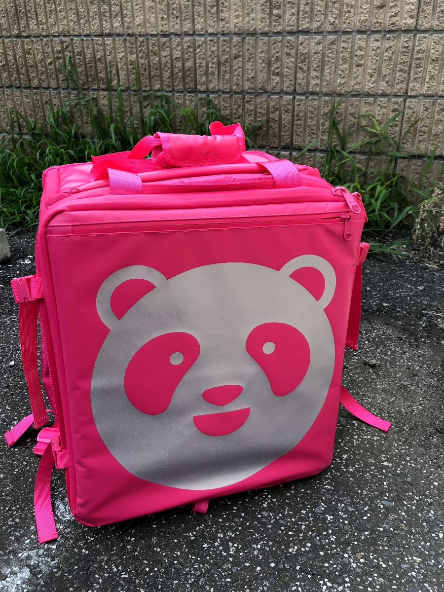 foodpandaの配達員はUber Eatsよりも稼げる！？配達ライダーの特徴を