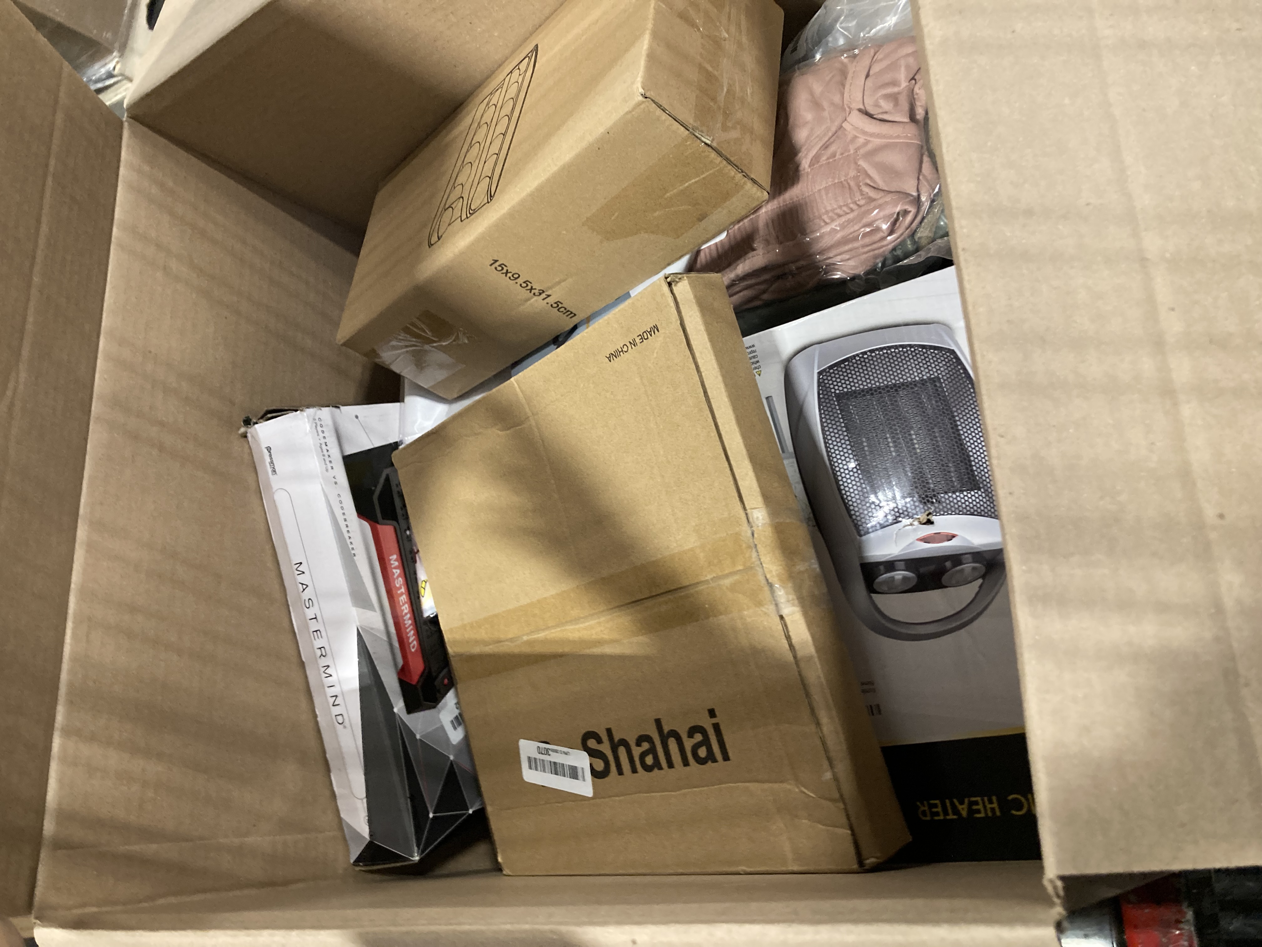 Photo 1 of ***USED***NON REFUNDABLE***Nellis Small Box: A Variety of Mixed Items (Non-refundable)

UPDATED PHOTO 1/15/25 BT