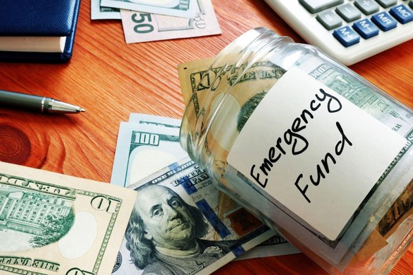 How to Build a Rainy Day Fund in 30 Days