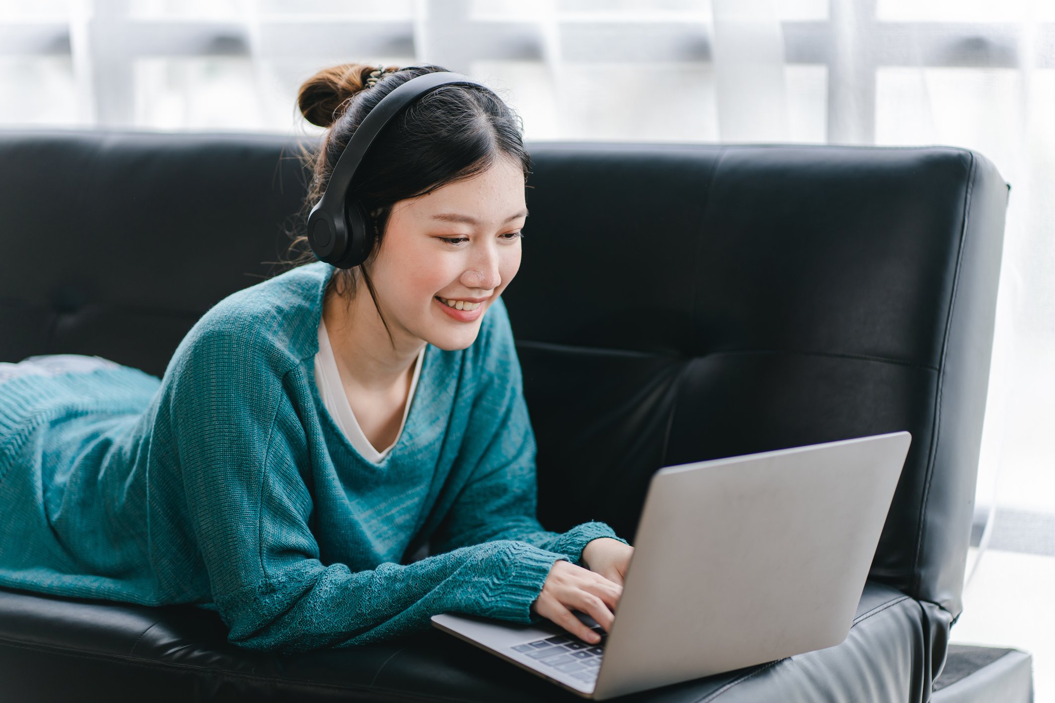 VOIP Phone Service: What It Is, How It Works, and How to Choose the Right Provider