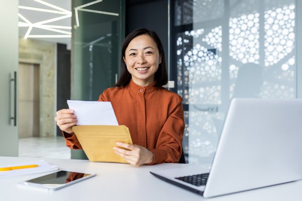How Does the Envelope System for Budgeting Work?