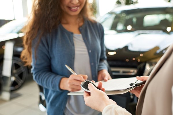 Cómo Comprar tu Primer Auto en Chile Sin Cuota Inicial: Opciones para Jóvenes con Entrega Inmediata