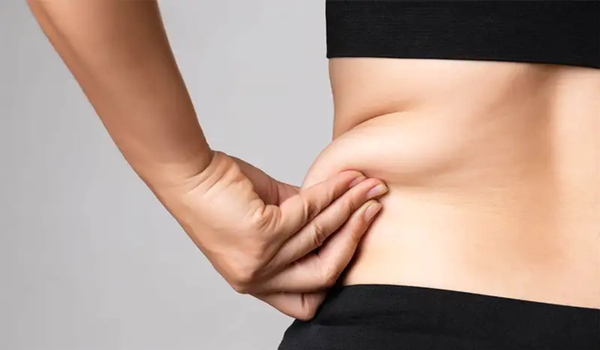 Wie Man 2025 Eine Kostenlose Abdominoplastik Erhält