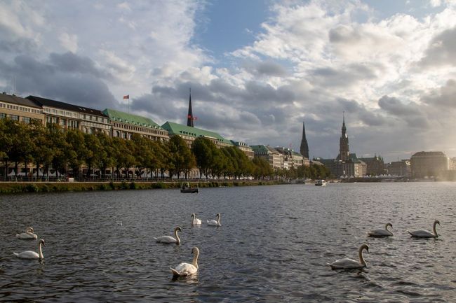 Strolling around Lake Alster (Binnenalster & Außenalster) 