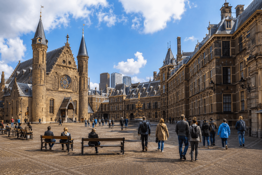 Wandering the Binnenhof and Ridderzaal