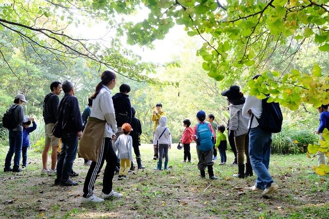 野あそび教室「どこにいるかな？ 秋の虫となかよし」