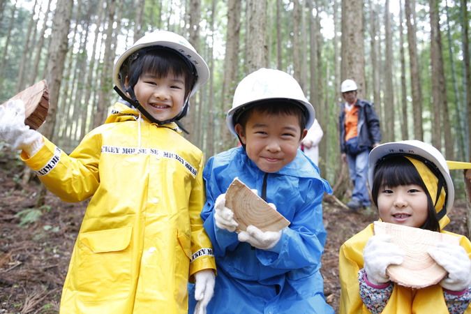 6歳になったら机を作ろう！木こり&机作り体験 in高知