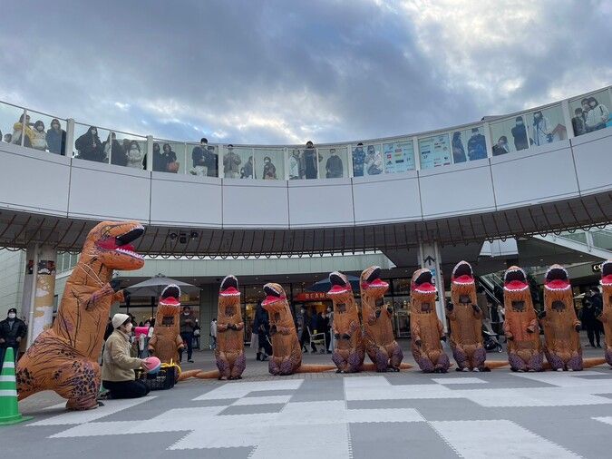 ハロウィンver恐竜のエアコスでかけっこ教室10/14(月)アリオ鳳