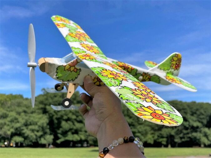 ■夏休み子ども工作教室2024～ゴム動力で大空を飛ぶデコプレーン！