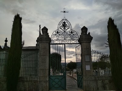 Cemitério Caldas das Taipas 2