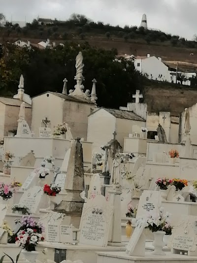 Cemitério de aljustrel 5