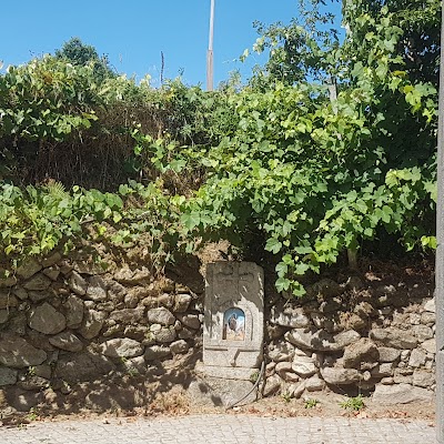 Cemitério de Couto de Esteves 3