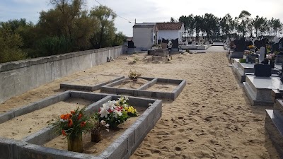 Cemitério de Febres 4