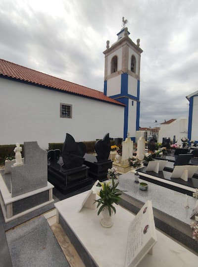 Cemitério de Igreja Nova 3