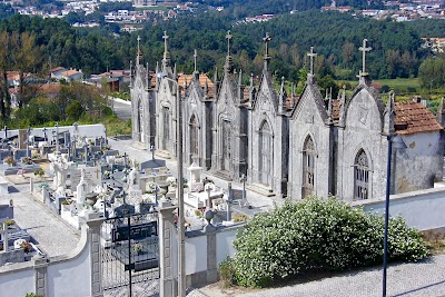 Cemitério de Macinhata da Seixa 2