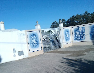 Cemitério De Meirinhas 3