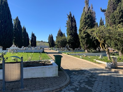 Cemitério municipal 4