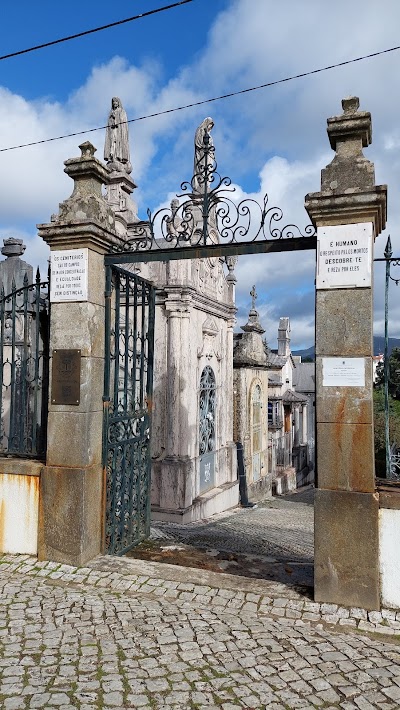 Cemitério Municipal de Castanheira de Pêra 3