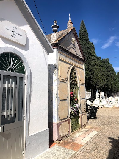 Cemitério Municipal de V.R.S.A. 4