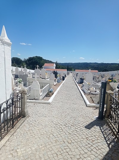 Cemiterio Ameixial 4
