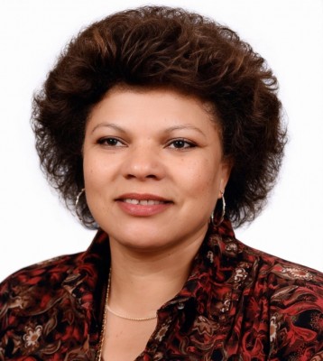 Photo of Cecilia Alves