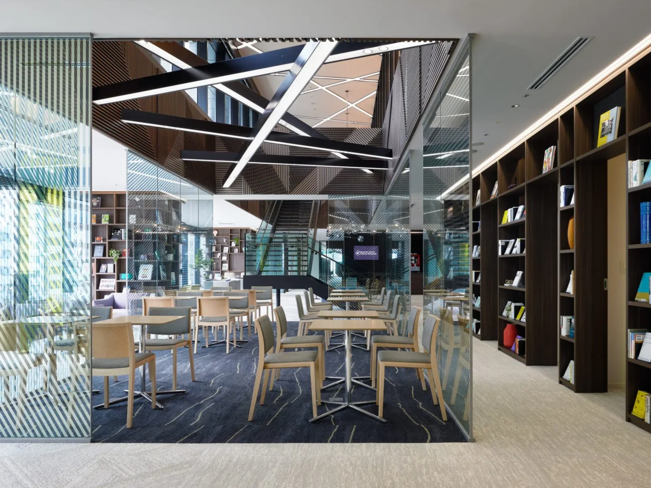 750d9ea3f952eca1a105bdbd9a10bc21-13